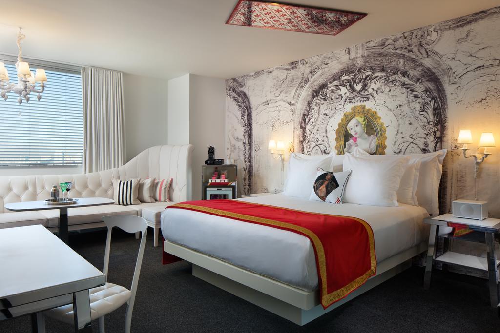 Resort W Vegas 4*