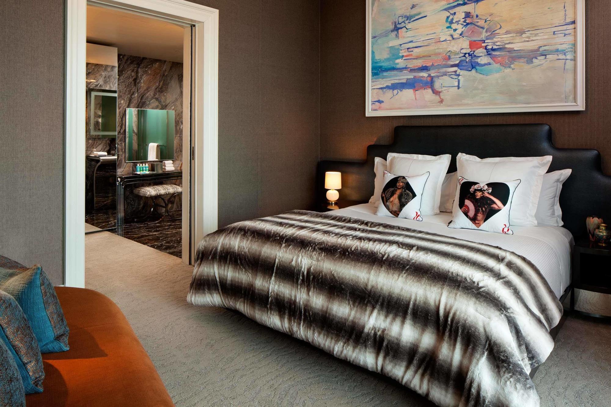 Resort W Vegas 4*